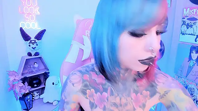 NikkiRamone online show from 11-27-25, 09:39