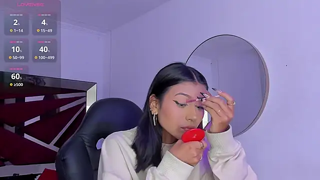 Snapshot of ZaraLim chatting on 03-07-25, 12:12 ZaraLim online show from 03-07-25, 12:12