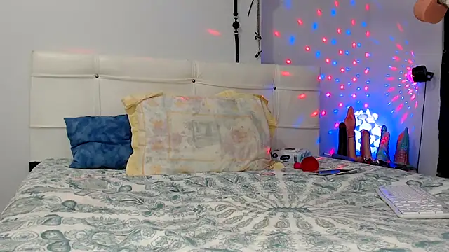 Bitter  online show from 09-22-25, 07:27