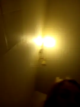 Snapshot of ElektrikFrancaise chatting on 11-17-25, 06:46 ElektrikFrancaise online show from 11-17-25, 06:46