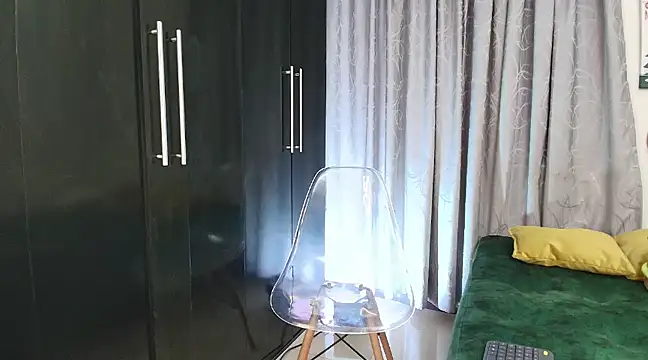 Snapshot of thiagowes chatting on 12-23-24, 03:18 thiagowes online show from 12-23-24, 03:18