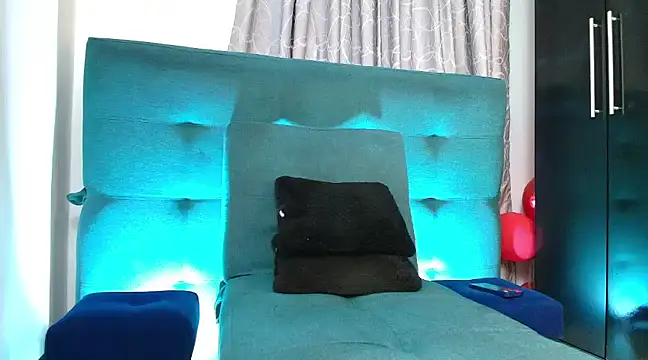 Snapshot of thiagowes chatting on 02-09-25, 08:33 thiagowes online show from 02-09-25, 08:33