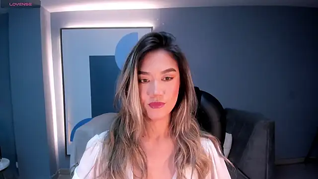 Snapshot of RebeccaHudson chatting on 02-09-25, 11:25 RebeccaHudson online show from 02-09-25, 11:25