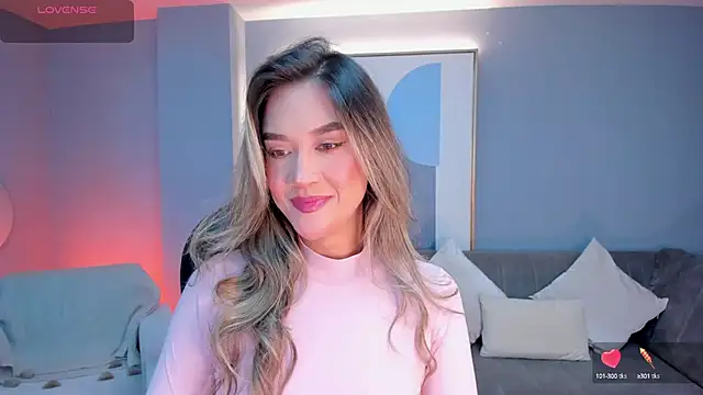 Snapshot of RebeccaHudson chatting on 02-25-25, 03:20 RebeccaHudson online show from 02-25-25, 03:20