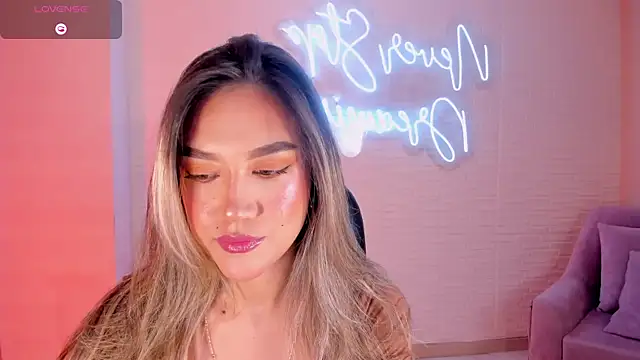 Snapshot of RebeccaHudson chatting on 03-22-25, 03:20 RebeccaHudson online show from 03-22-25, 03:20