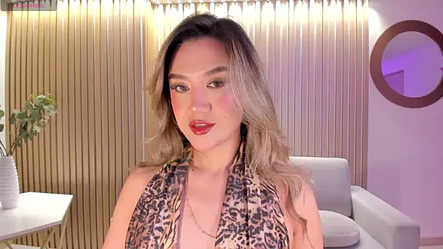 Snapshot of RebeccaHudson chatting on 09-13-25, 11:10 RebeccaHudson online show from 09-13-25, 11:10