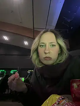 M1ssyk1ssy online show from 12-22-24, 07:21