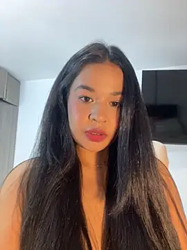 Aitana98  online show from 11-02-25, 02:03