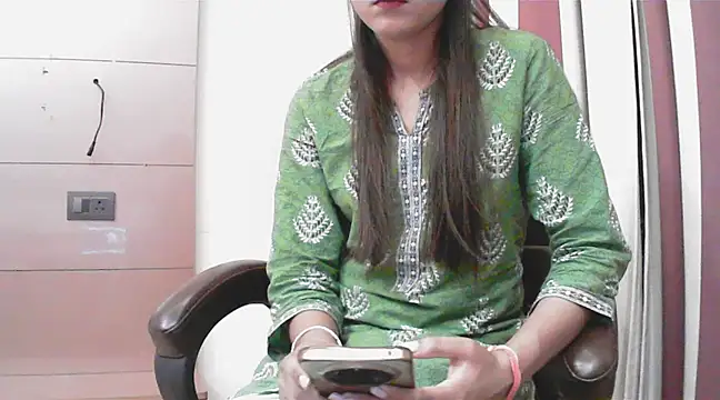 Snapshot of collage_hoty chatting on 03-12-25, 04:56 collage hoty online show from 03-12-25, 04:56