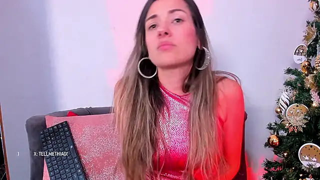 camilawm19 online show from 12-20-24, 10:16