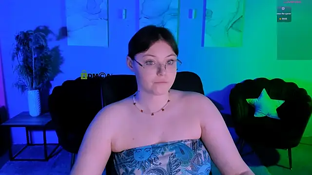 Snapshot of nikole_kitt chatting on 05-19-26, 06:58 nikole kitt online show from 05-19-26, 06:58