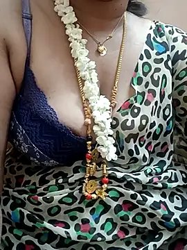 gaurika18 online show from 02-23-25, 11:47