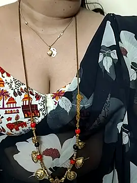 gaurika18 online show from 10-03-25, 10:23