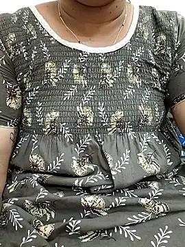 Snapshot of gaurika18 chatting on 02-26-26, 06:45 gaurika18 online show from 02-26-26, 06:45