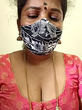 gaurika18 online show from 05-13-26, 06:00