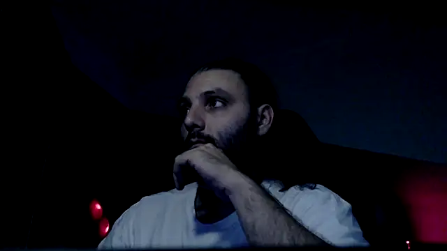 Snapshot of DisfrutaLa chatting on 06-29-26, 02:29 DisfrutaLa online show from 06-29-26, 02:29
