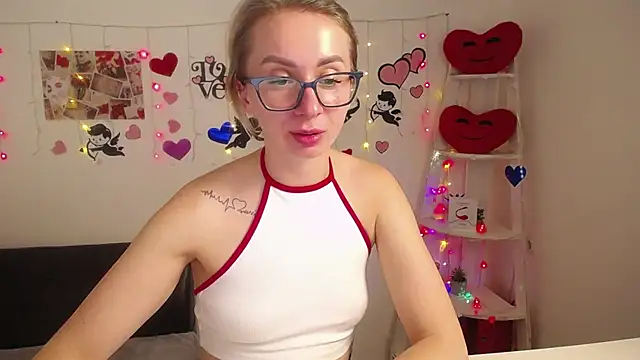 VasilisaSii online show from 02-19-25, 04:00