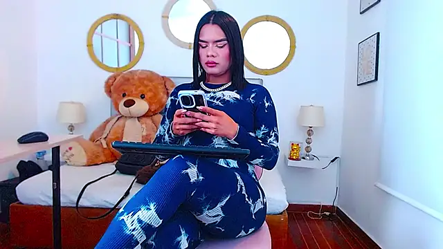 zoe hecate sexx online show from 11-23-25, 02:44