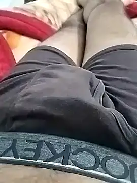 luckylads0037 online show from 03-19-25, 05:50