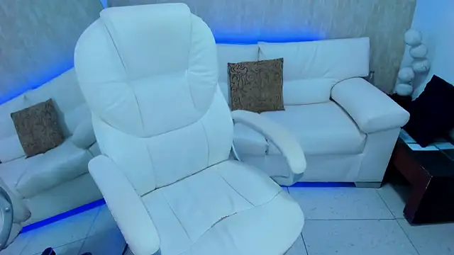 meggan 77 online show from 01-11-25, 09:47