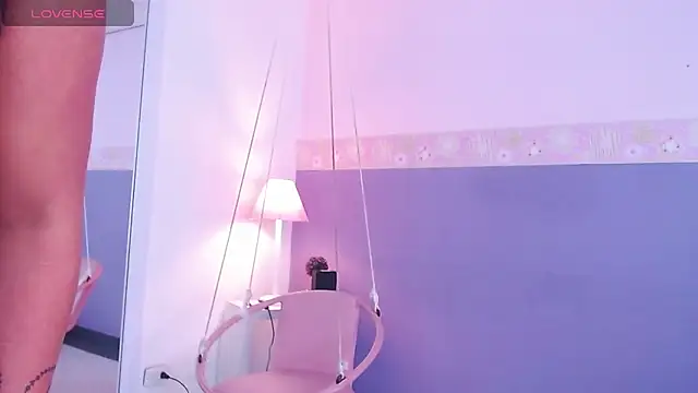 Snapshot of Angie99_gh chatting on 02-07-25, 04:16 Angie99 gh online show from 02-07-25, 04:16