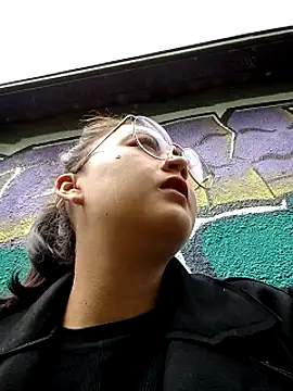 lara moon25 online show from 12-12-24, 03:27