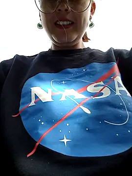 lara moon25 online show from 09-10-25, 08:42