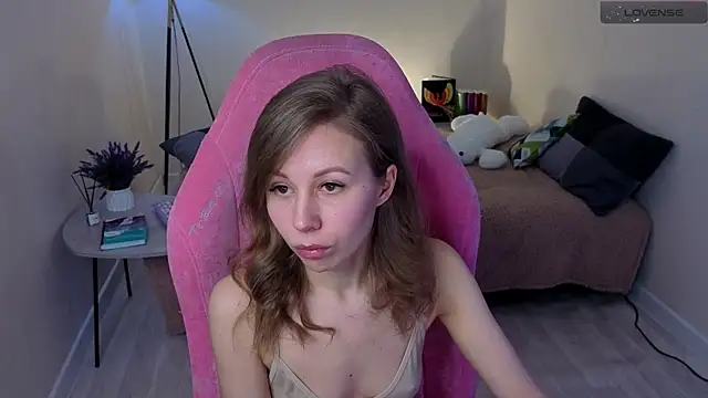 Snapshot of Lill_Mary chatting on 02-28-25, 04:10 Lill Mary online show from 02-28-25, 04:10