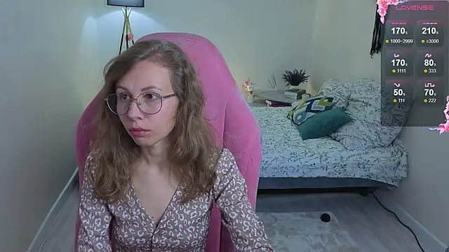 Snapshot of Lill_Mary chatting on 09-13-25, 02:22 Lill Mary online show from 09-13-25, 02:22
