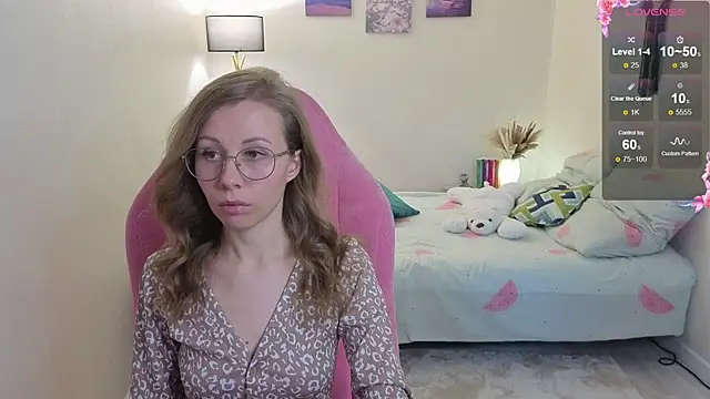 Snapshot of Lill_Mary chatting on 10-16-25, 03:40 Lill Mary online show from 10-16-25, 03:40