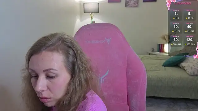 Lill Mary online show from 10-21-25, 12:33