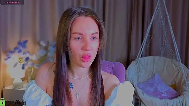 Snapshot of Wendy_mm chatting on 10-03-25, 04:37 Wendy mm online show from 10-03-25, 04:37