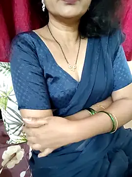 Snapshot of anuradha1432 chatting on 04-27-26, 10:46 anuradha1432 online show from 04-27-26, 10:46