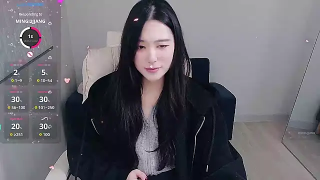 who Lilly online show from 11-08-25, 04:01