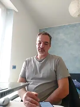 Snapshot of Marcolino183 chatting on 03-16-26, 08:18 Marcolino183 online show from 03-16-26, 08:18