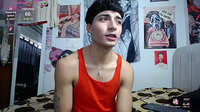 Snapshot of dylan_fun18 chatting on 07-29-26, 08:40 dylan fun18 online show from 07-29-26, 08:40