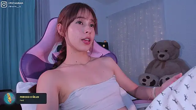 Snapshot of alice_guerin_ chatting on 03-23-25, 07:42 alice guerin online show from 03-23-25, 07:42