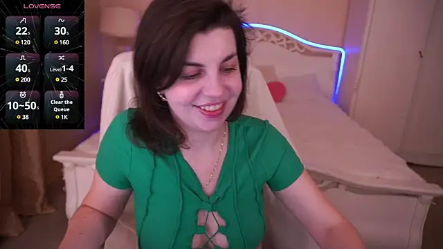 MirandaWong online show from 02-02-25, 06:15