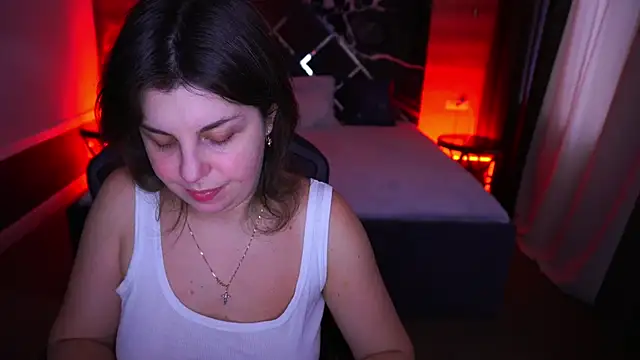 MirandaWong online show from 11-03-25, 06:47