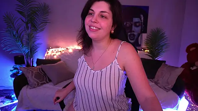 MirandaWong online show from 04-03-26, 05:38