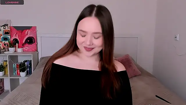 Snapshot of LittleKiitten chatting on 03-08-26, 01:37 LittleKiitten online show from 03-08-26, 01:37