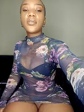 Snapshot of LollyPop_23 chatting on 01-22-25, 09:21 LollyPop 23 online show from 01-22-25, 09:21