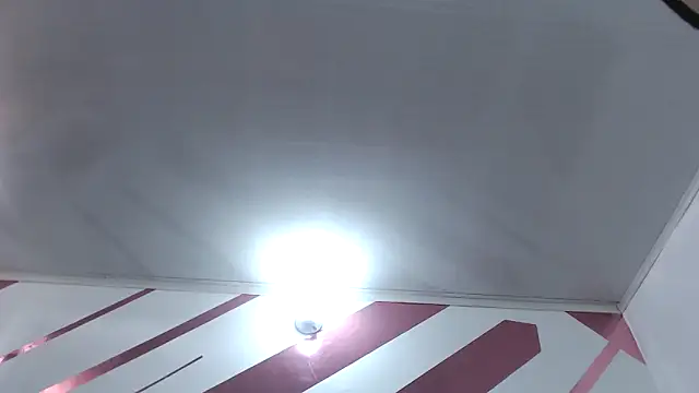 Snapshot of Kitten_Hot_ chatting on 11-30-25, 06:23 Kitten Hot online show from 11-30-25, 06:23