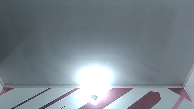 Snapshot of Kitten_Hot_ chatting on 12-04-25, 04:22 Kitten Hot online show from 12-04-25, 04:22