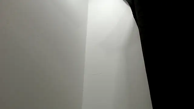 Snapshot of Kitten_Hot_ chatting on 12-05-25, 11:08 Kitten Hot online show from 12-05-25, 11:08