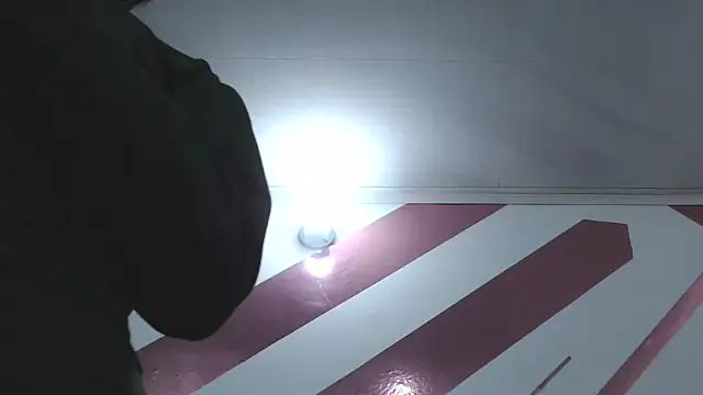 Snapshot of Kitten_Hot_ chatting on 12-14-25, 09:30 Kitten Hot online show from 12-14-25, 09:30