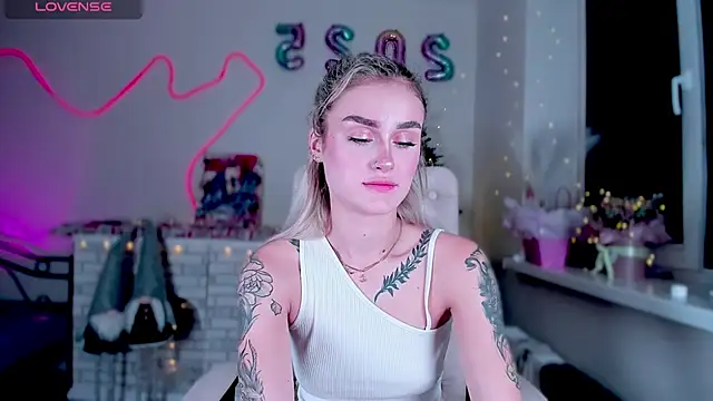  Ravenaa online show from 12-23-24, 10:12