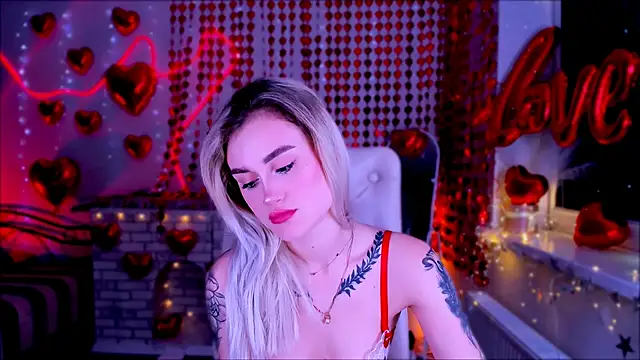  Ravenaa online show from 02-08-25, 01:44