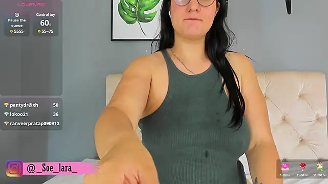 Snapshot of Soe_Lara chatting on 03-17-25, 02:45 Soe Lara online show from 03-17-25, 02:45
