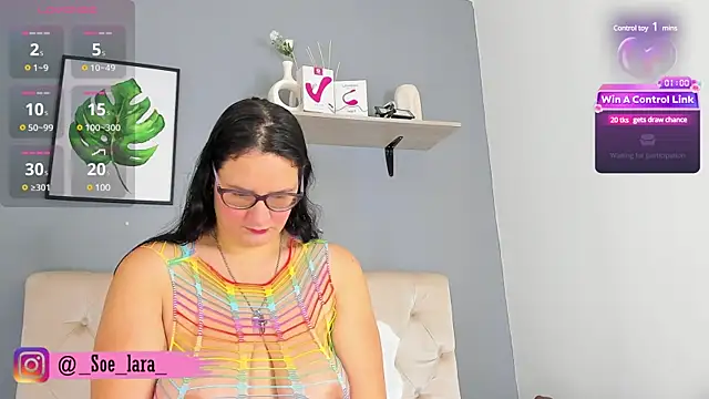 Snapshot of Soe_Lara chatting on 03-20-25, 11:27 Soe Lara online show from 03-20-25, 11:27